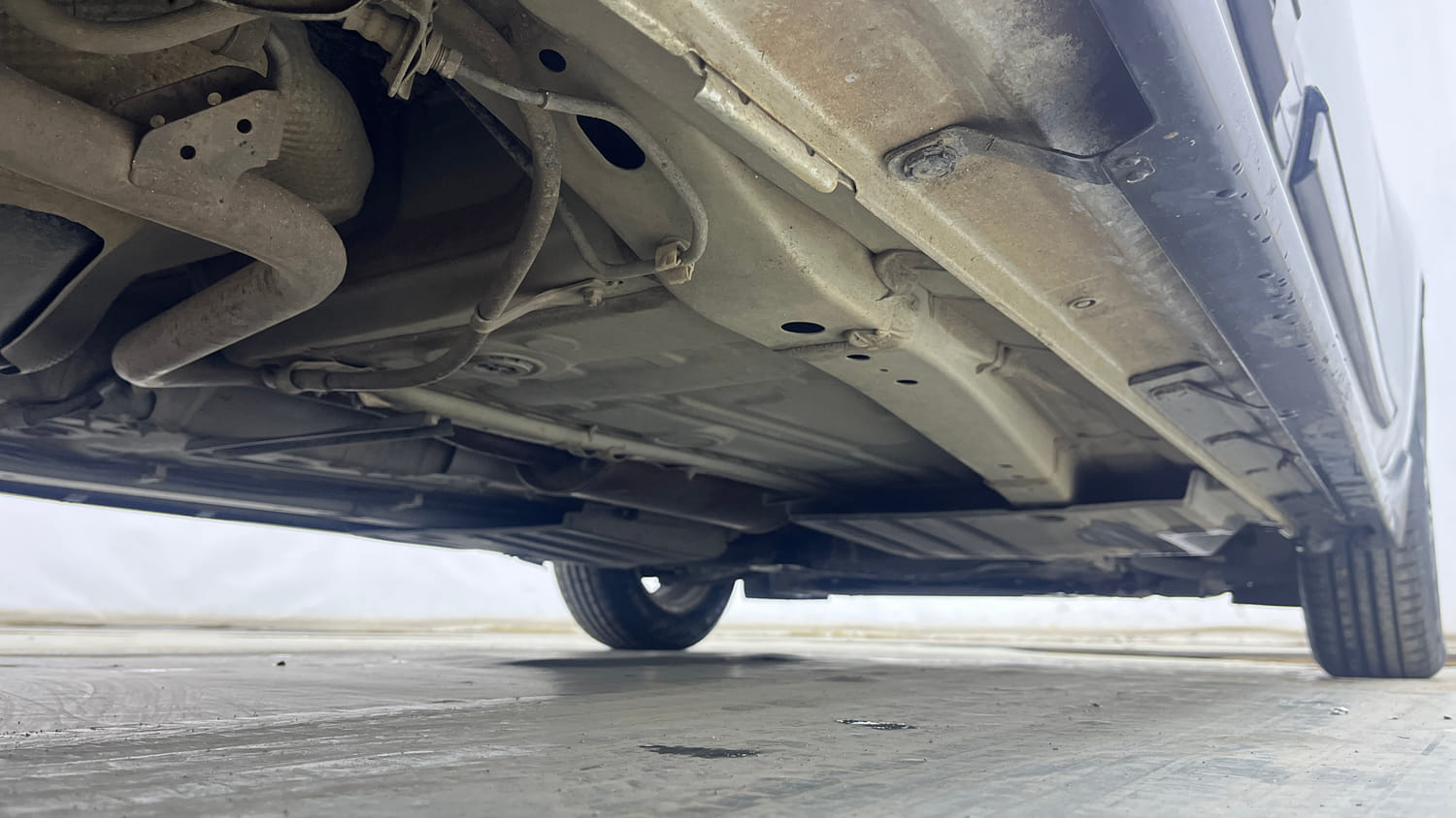 Used 2023 Maruti Suzuki Swift ZXi Plus Petrol Manual extra REAR RIGHT UNDERBODY VIEW
