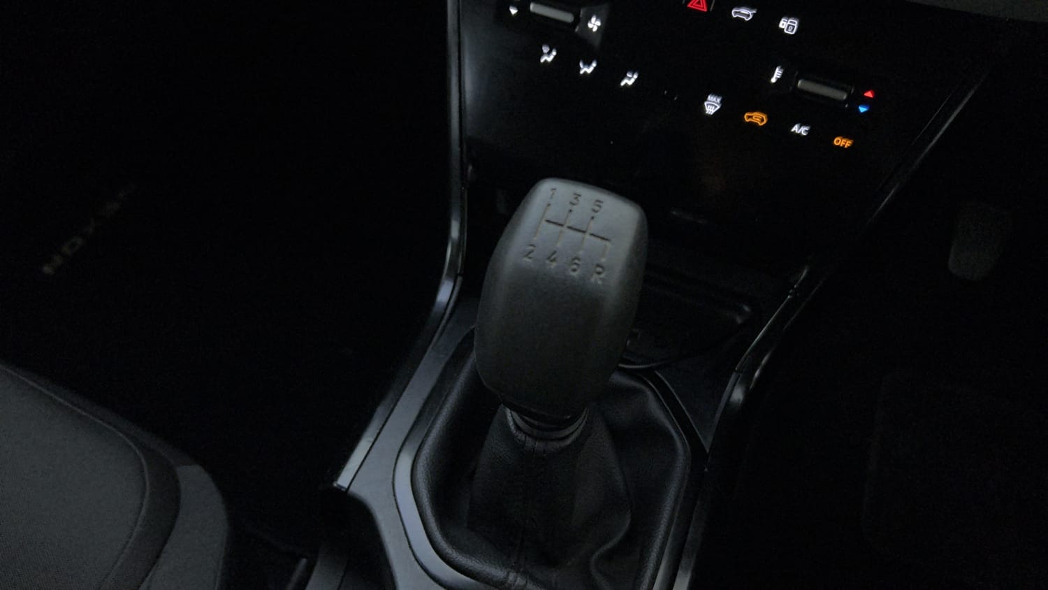 Used 2024 Tata Nexon Pure 1.2 Revotron Petrol 6MT Petrol Manual interior GEAR  KNOB VIEW