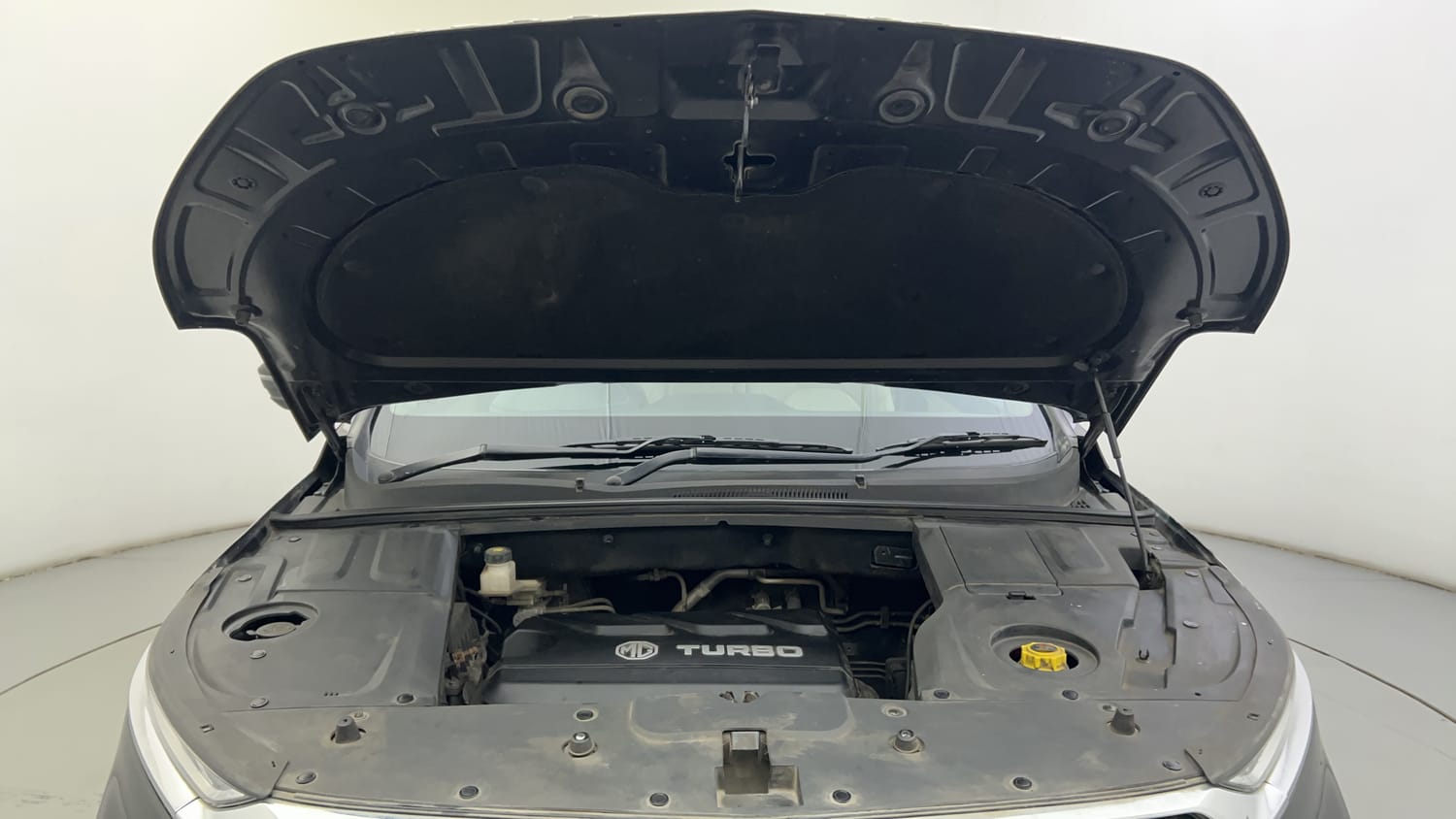 Used 2021 MG Motors Hector Sharp 1.5 Petrol Turbo DCT Petrol Automatic engine ENGINE & BONNET OPEN FRONT VIEW