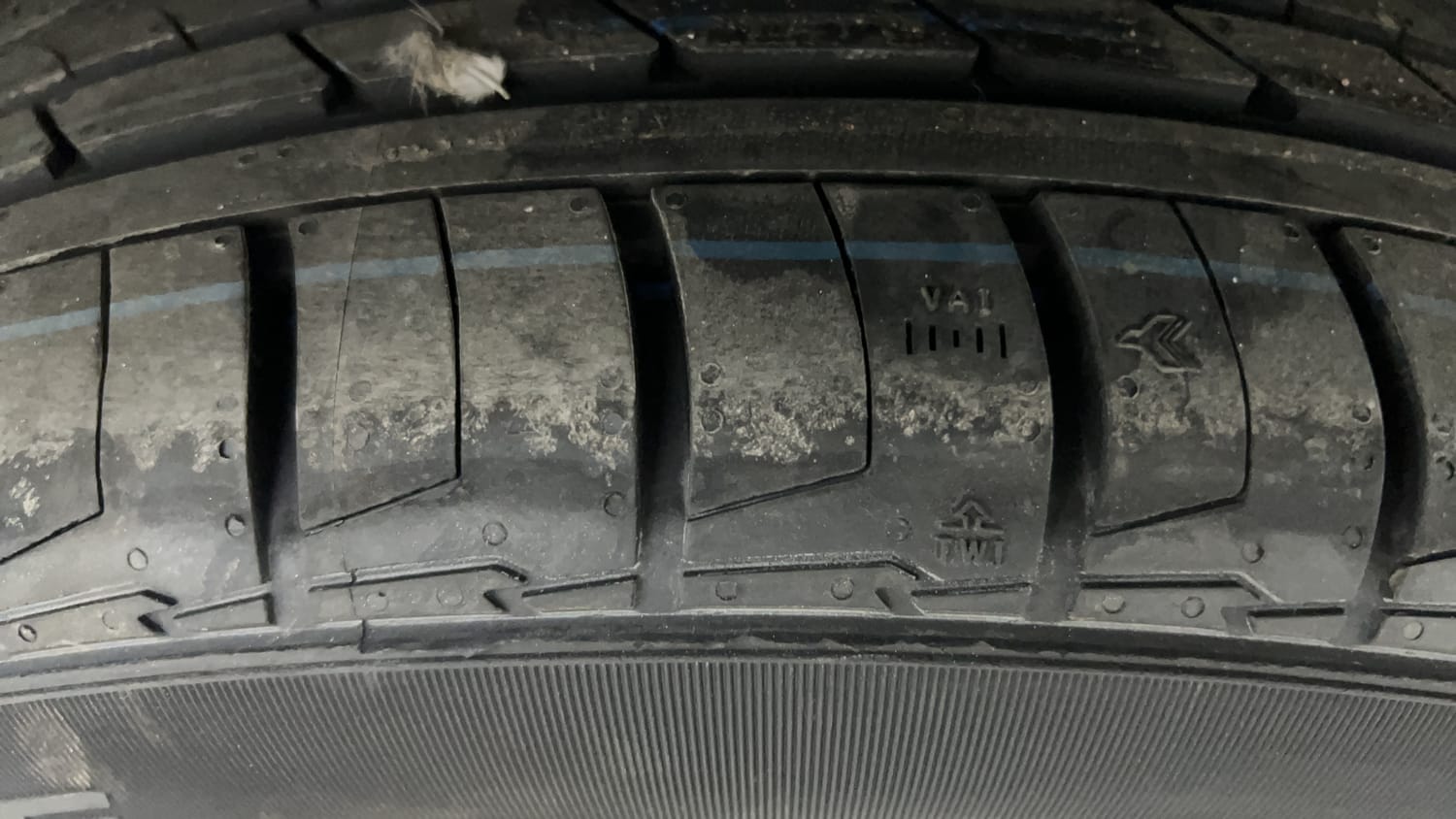 Used 2021 MG Motors Hector Sharp 1.5 Petrol Turbo DCT Petrol Automatic tyres RIGHT FRONT TYRE TREAD VIEW