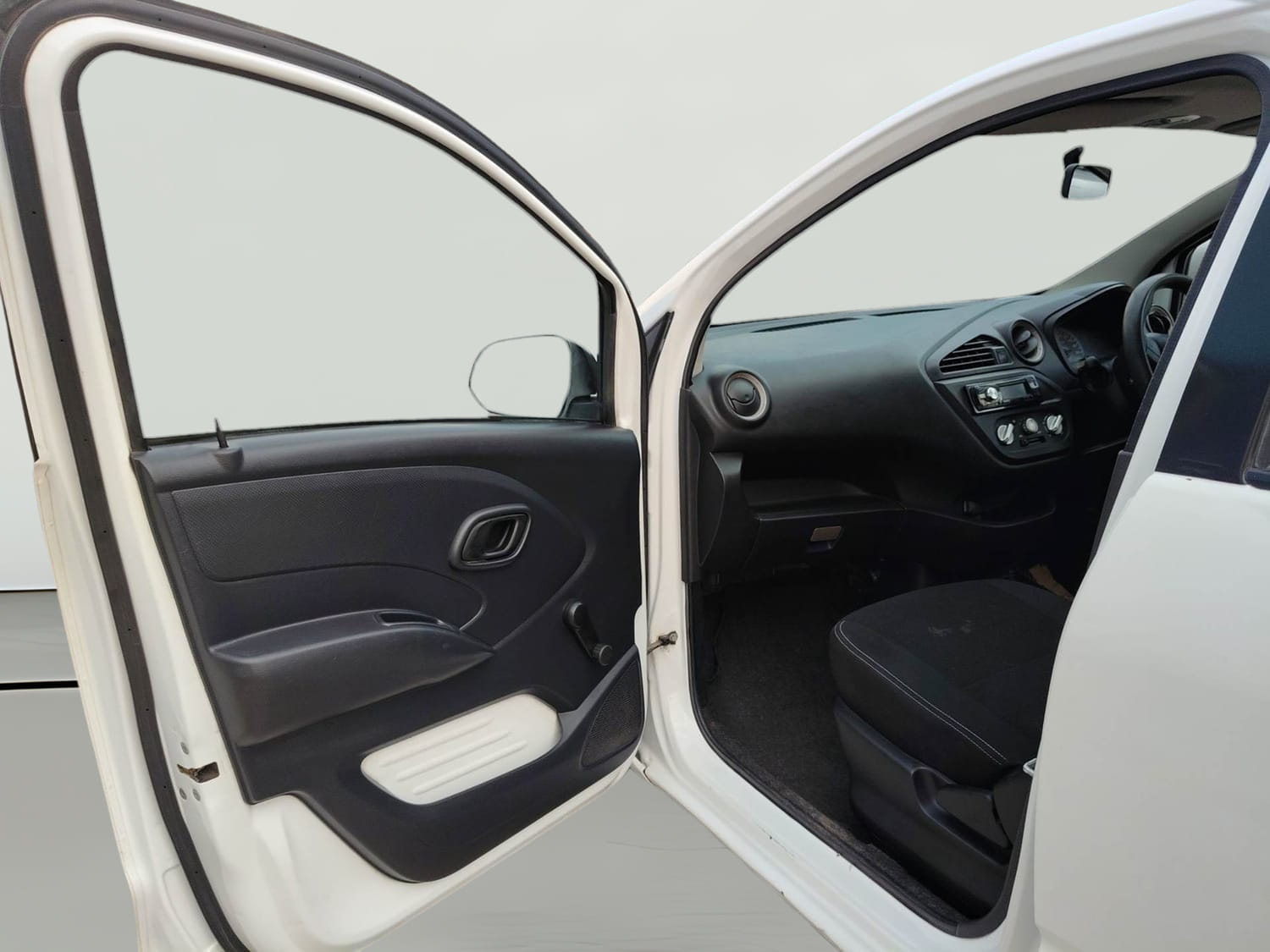 Used 2020 Datsun Redi-GO A Petrol Manual interior LEFT FRONT DOOR OPEN VIEW