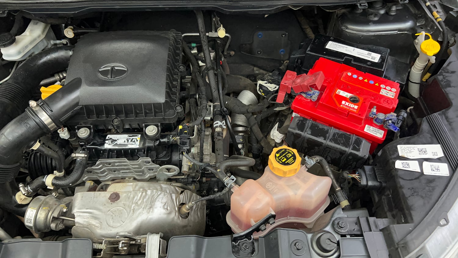 Used 2020 Tata Nexon XMA Petrol Petrol Automatic engine ENGINE LEFT SIDE VIEW