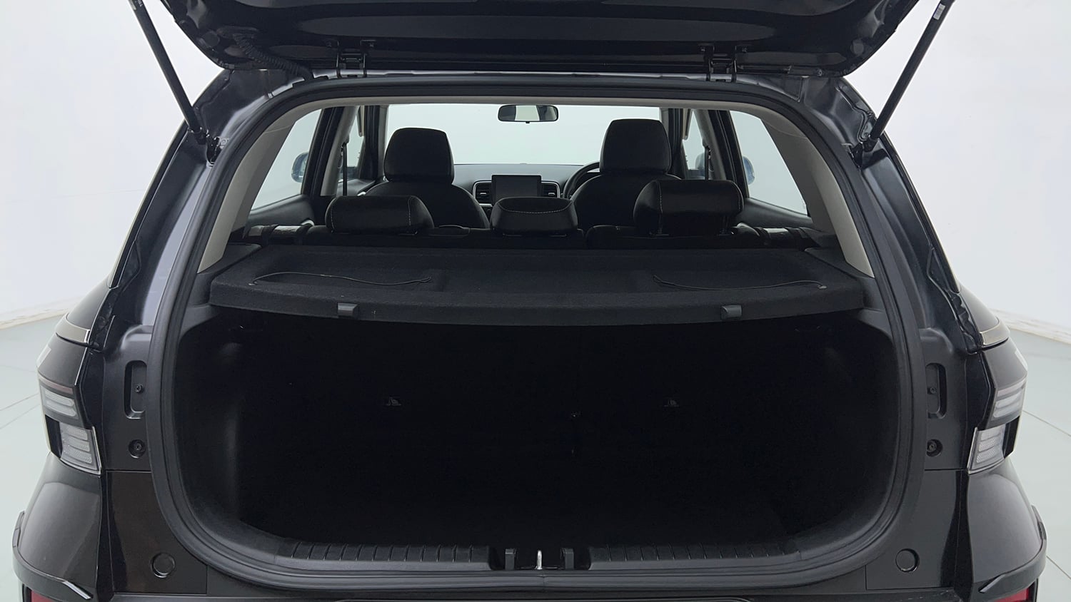 Used 2024 Hyundai Venue S (O) 1.2 Petrol Petrol Manual interior DICKY INSIDE VIEW