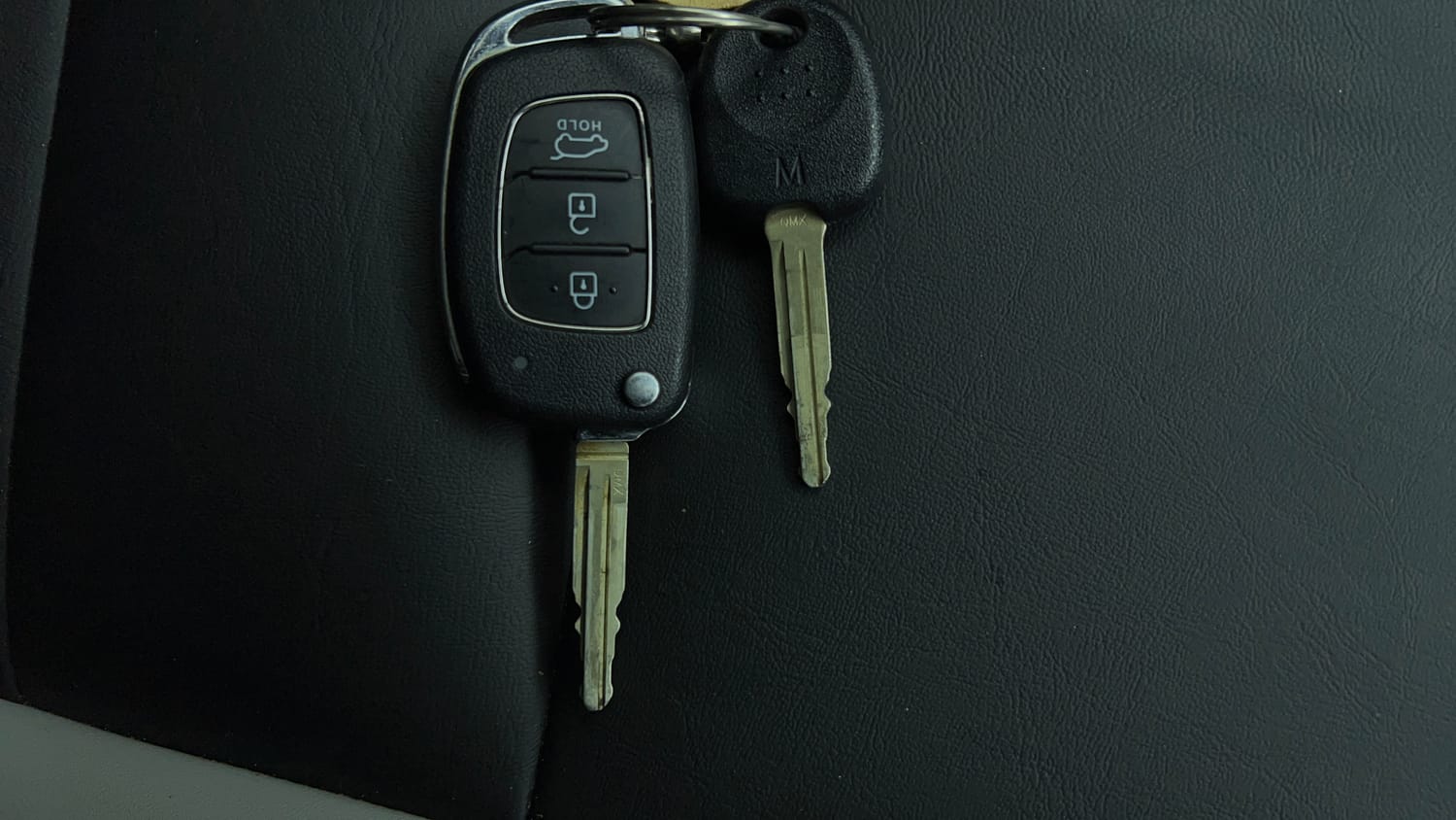 Used 2024 Hyundai Venue S (O) 1.2 Petrol Petrol Manual extra CAR KEY VIEW