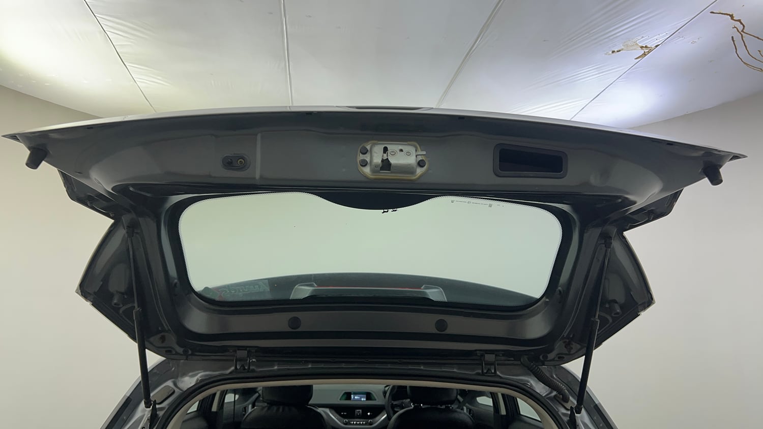 Used 2020 Tata Nexon XMA Petrol Petrol Automatic interior DICKY DOOR OPEN VIEW