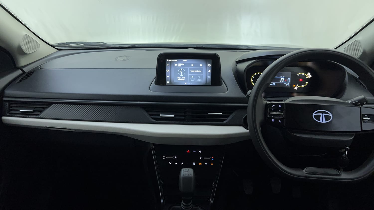 Used 2024 Tata Nexon Pure 1.2 Revotron Petrol 6MT Petrol Manual interior MUSIC SYSTEM & AC CONTROL VIEW
