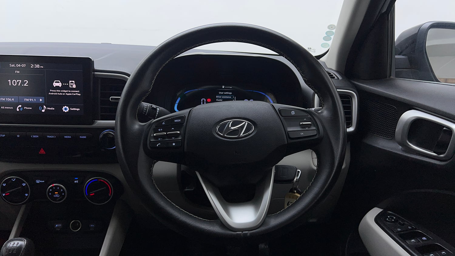 Used 2024 Hyundai Venue S (O) 1.2 Petrol Petrol Manual interior STEERING VIEW