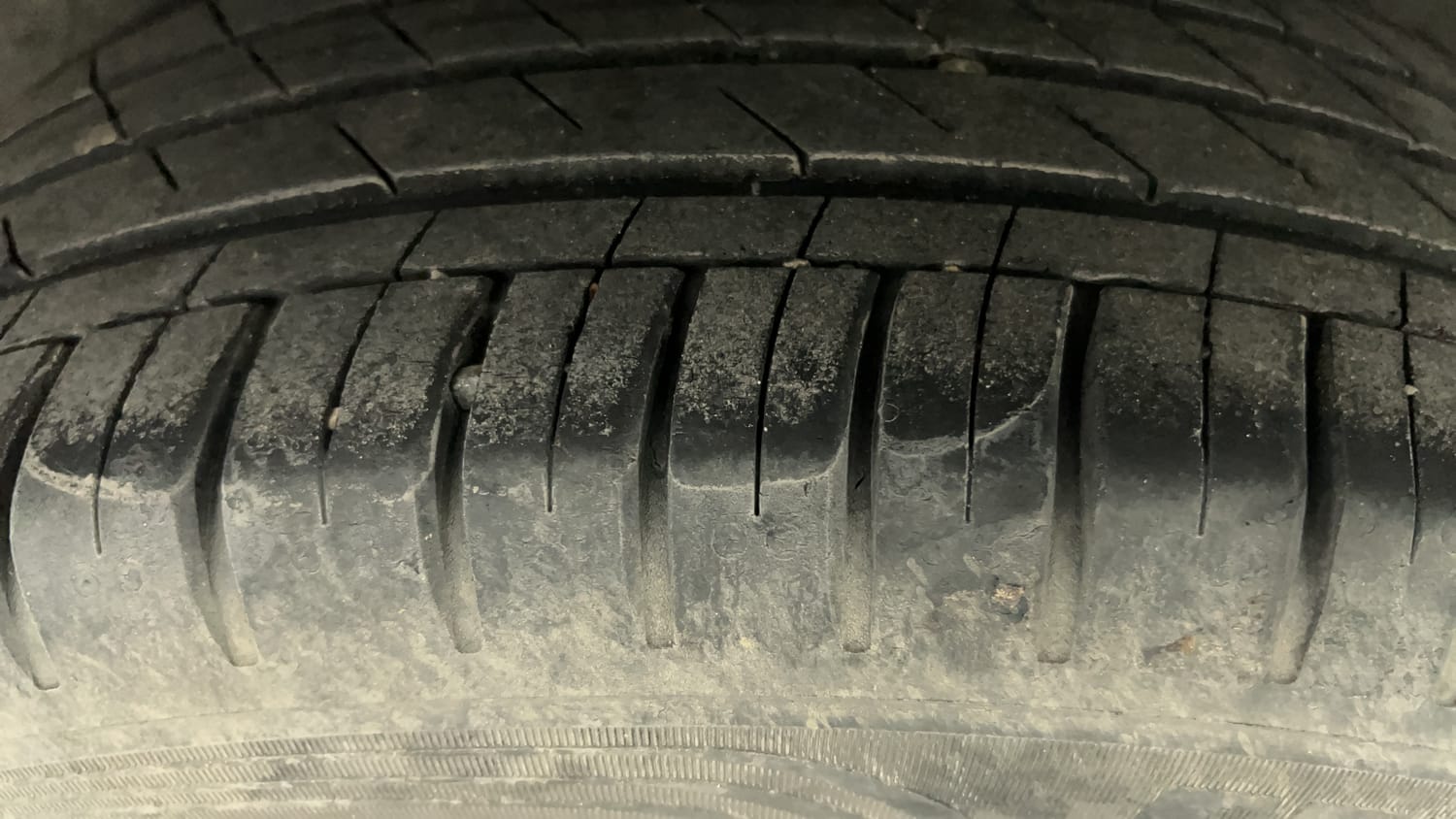 Used 2021 MG Motors Hector Sharp 1.5 Petrol Turbo DCT Petrol Automatic tyres LEFT REAR TYRE TREAD VIEW