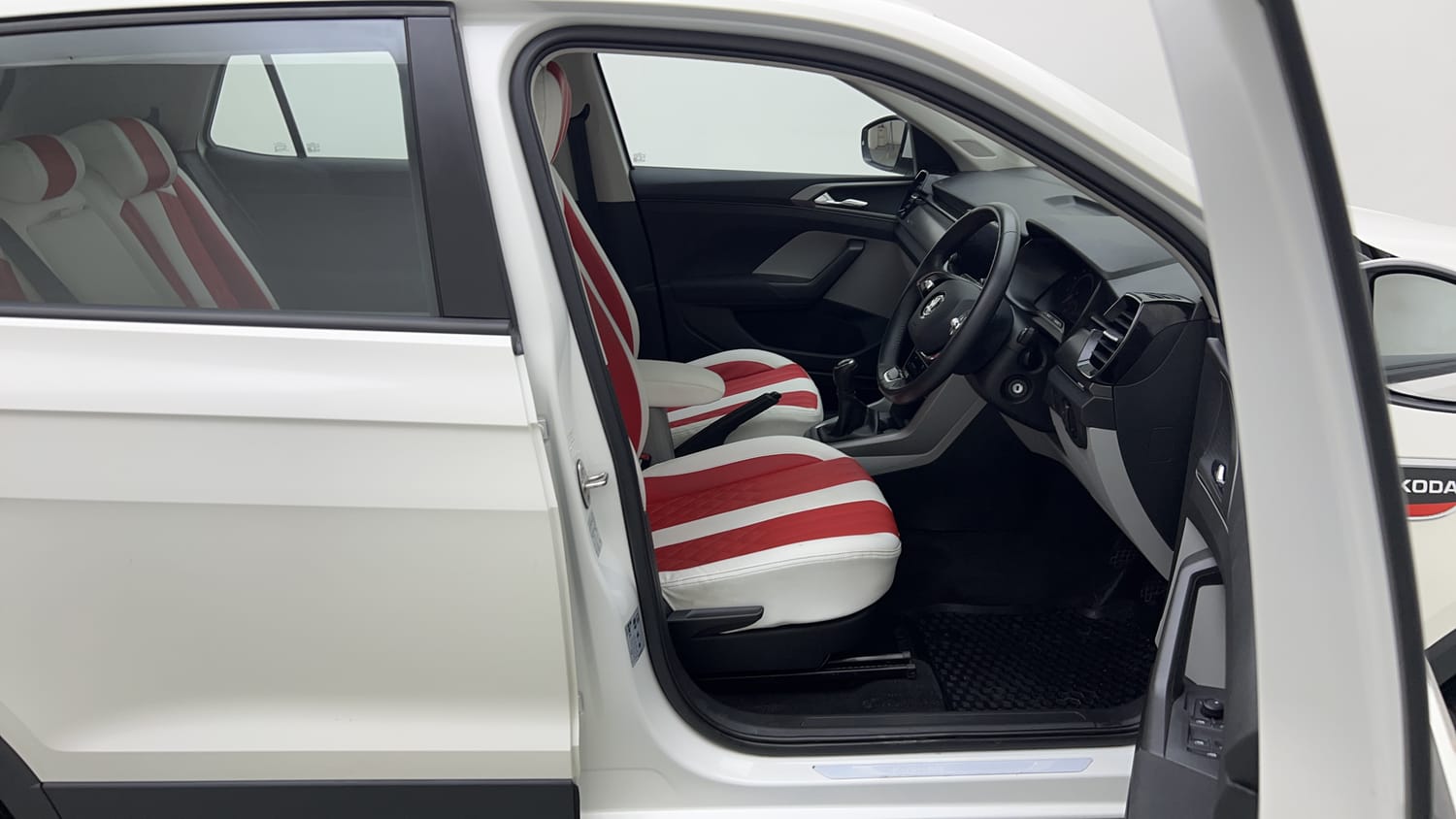 2023 Skoda Kushaq Ambition 1.0L TSI MT-17