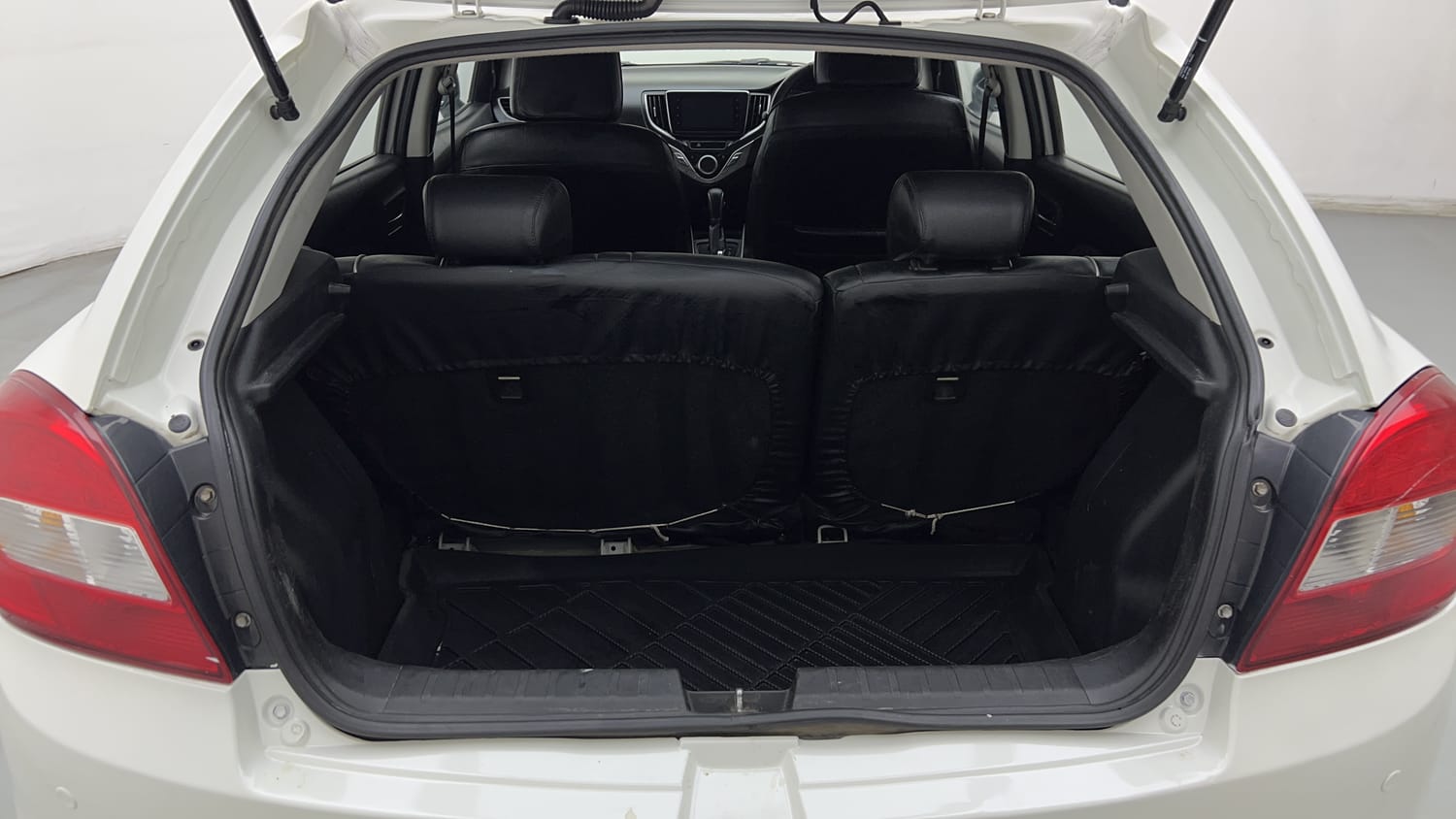 Used 2021 Maruti Suzuki Baleno Zeta Automatic Petrol Automatic interior DICKY INSIDE VIEW