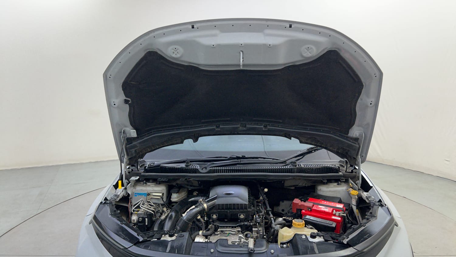 Used 2024 Tata Nexon Pure 1.2 Revotron Petrol 6MT Petrol Manual engine ENGINE & BONNET OPEN FRONT VIEW