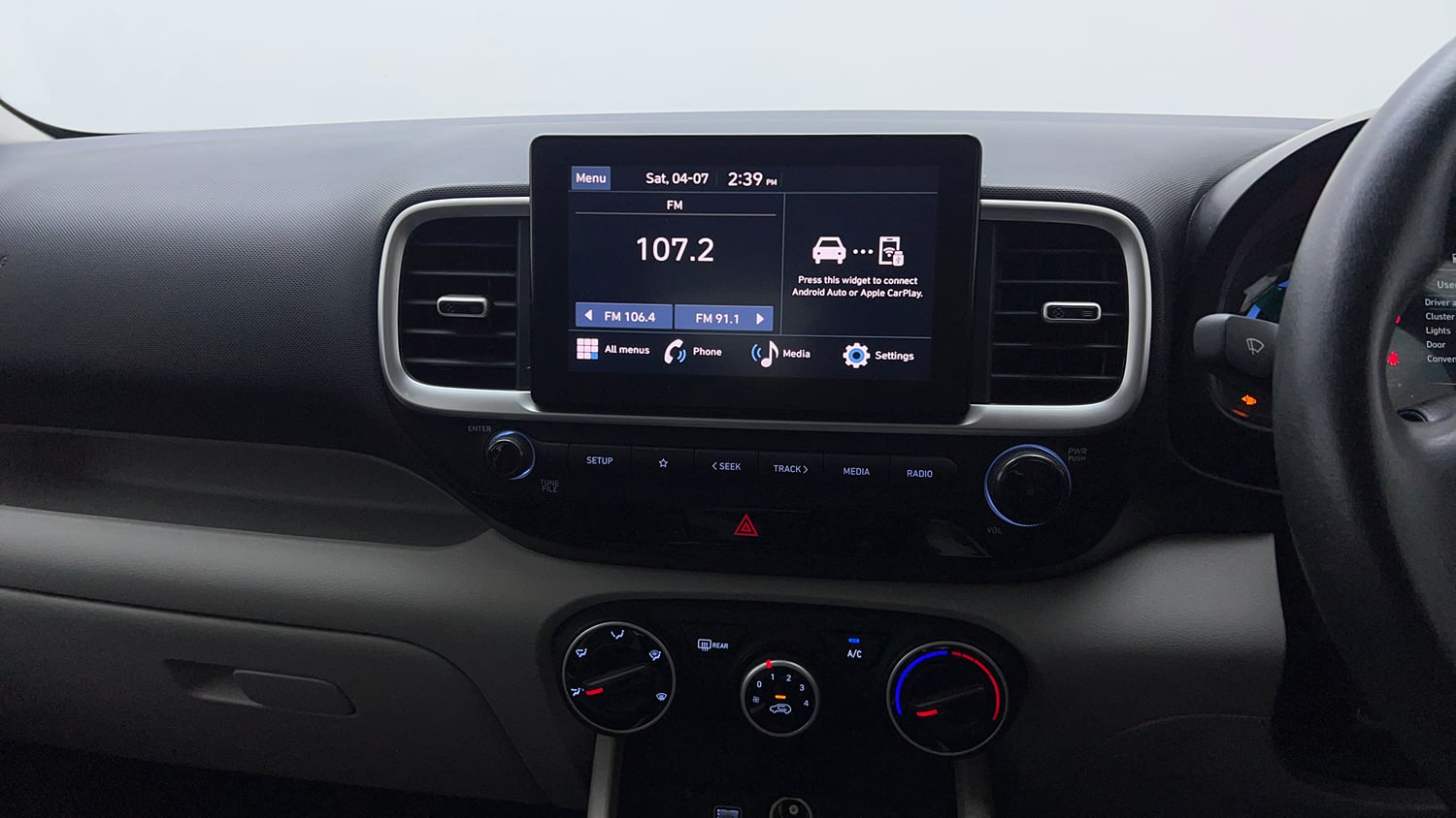 Used 2024 Hyundai Venue S (O) 1.2 Petrol Petrol Manual top_features Integrated (in-dash) music system