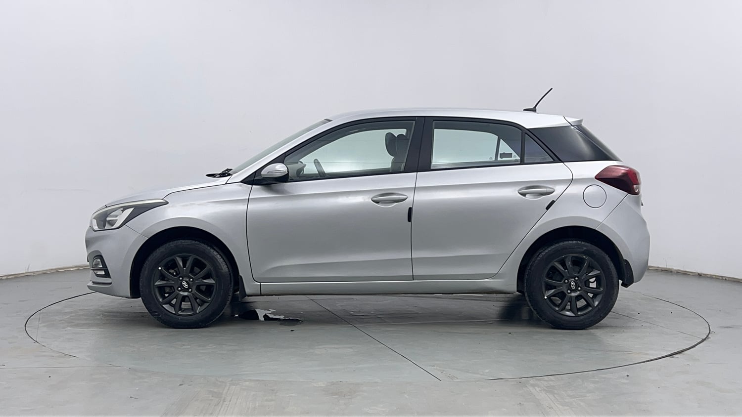 Used 2018 Hyundai Elite i20 Asta 1.2 Petrol Manual exterior LEFT SIDE VIEW
