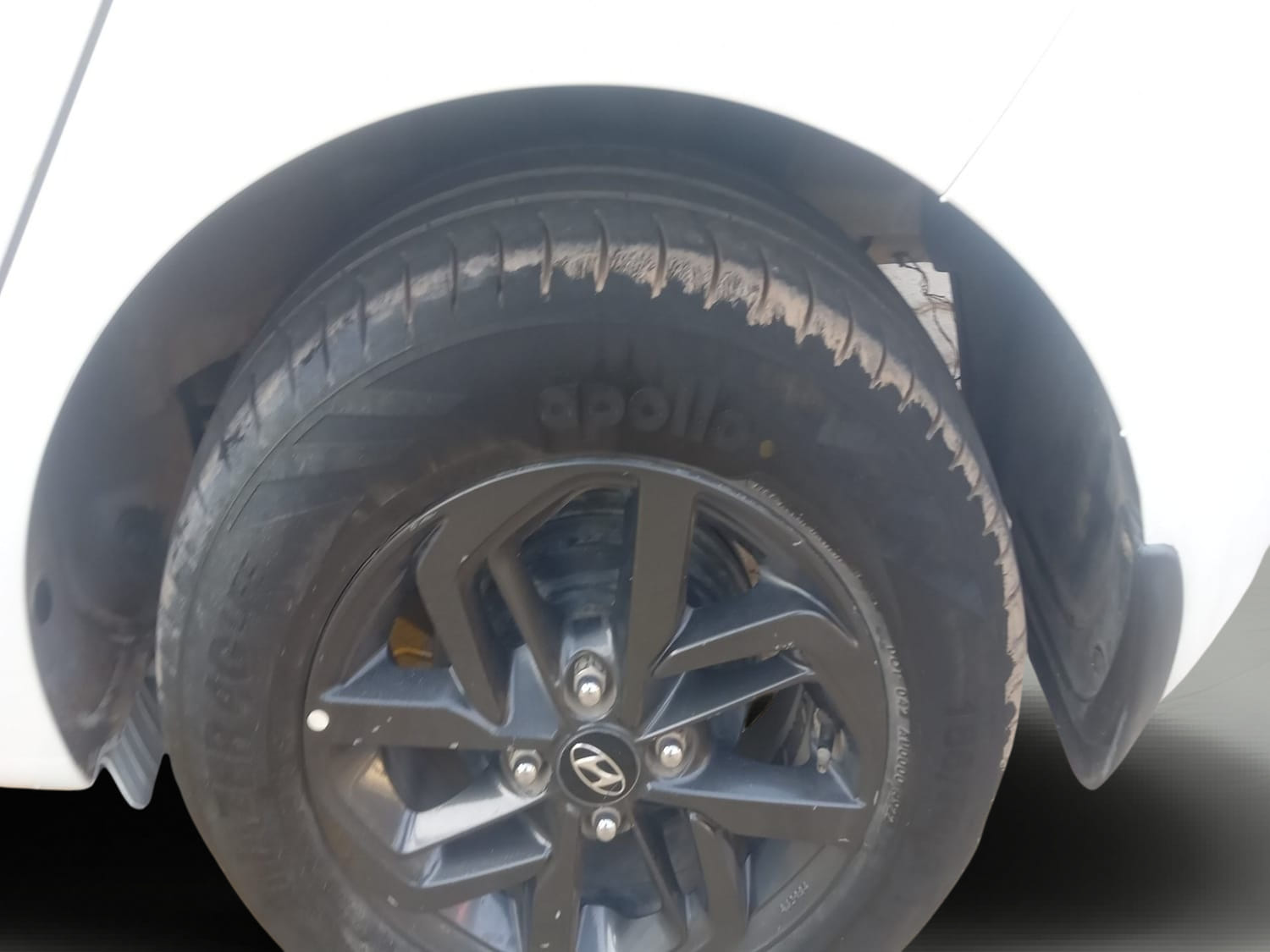 Used 2020 Hyundai Grand i10 Nios Sportz AMT 1.2 Kappa VTVT Petrol Automatic tyres LEFT REAR TYRE RIM VIEW