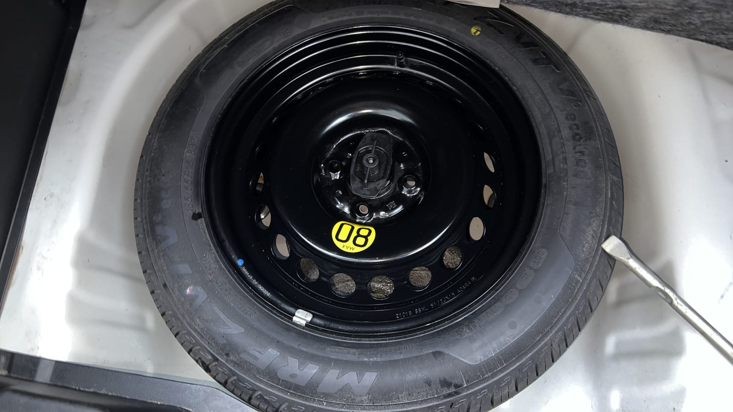 Used 2021 Maruti Suzuki Baleno Zeta Automatic Petrol Automatic tyres SPARE TYRE VIEW