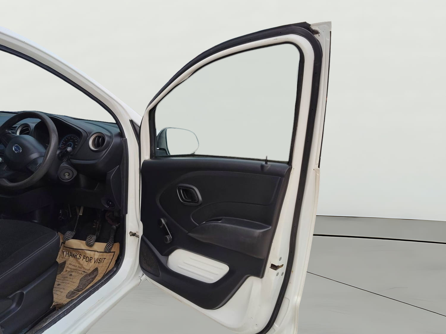 Used 2020 Datsun Redi-GO A Petrol Manual interior RIGHT FRONT DOOR OPEN VIEW