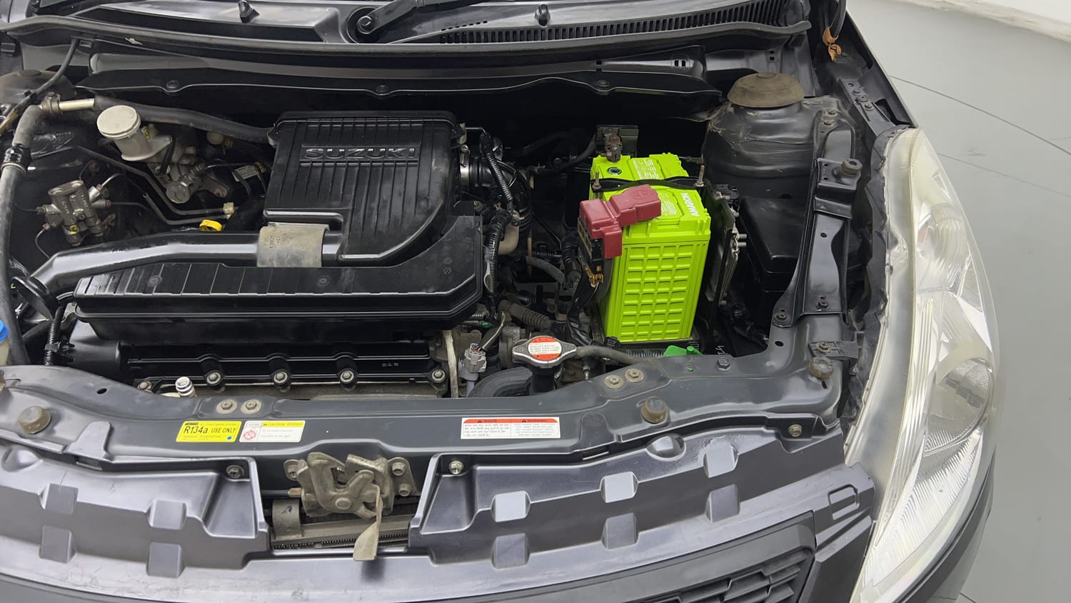 Used 2015 Maruti Suzuki Swift VXi Petrol Manual engine ENGINE LEFT SIDE VIEW