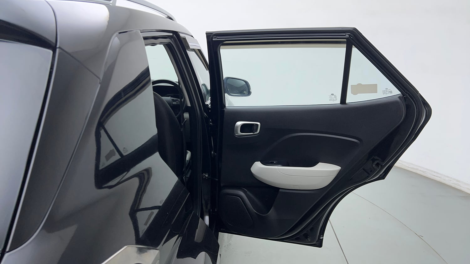 Used 2024 Hyundai Venue S (O) 1.2 Petrol Petrol Manual interior RIGHT REAR DOOR OPEN VIEW