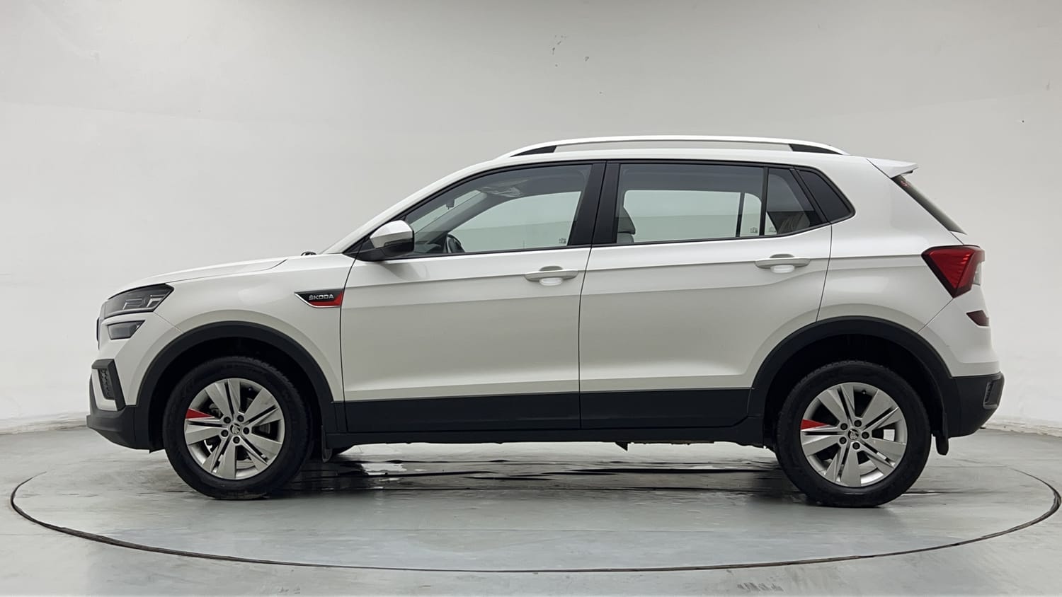 2023 Skoda Kushaq Ambition 1.0L TSI MT-1