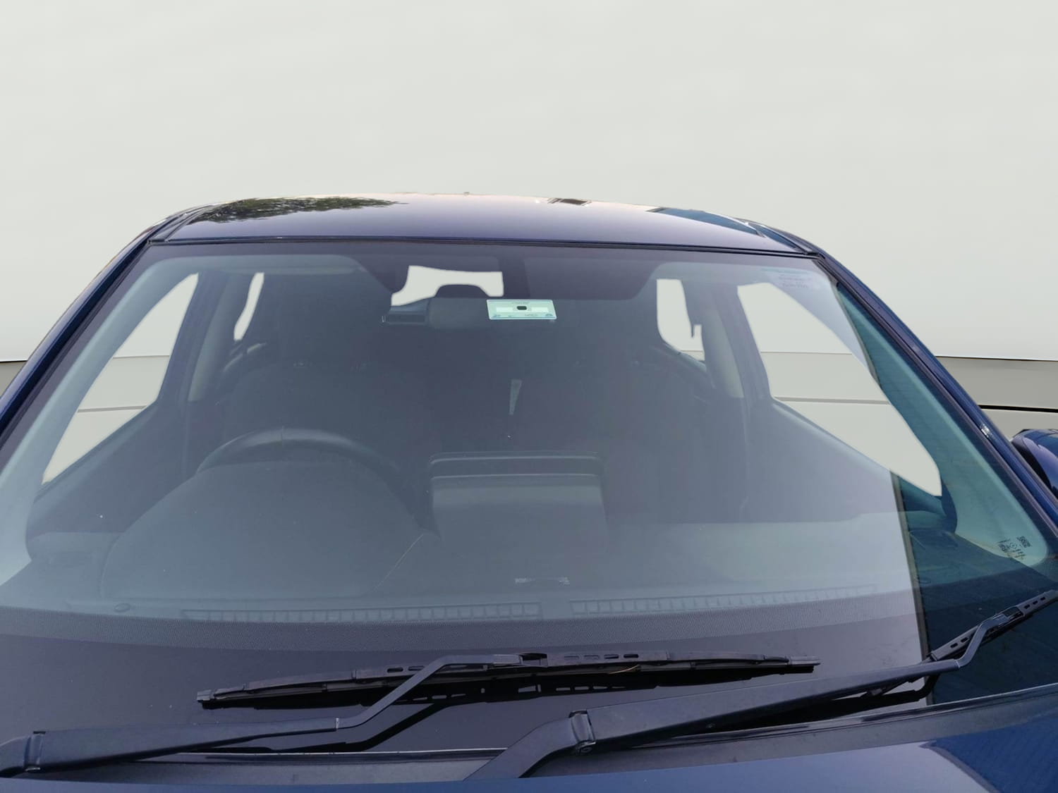 Used 2023 Maruti Suzuki Grand Vitara Zeta Smart Hybrid Petrol Manual exterior FRONT WINDSHIELD VIEW