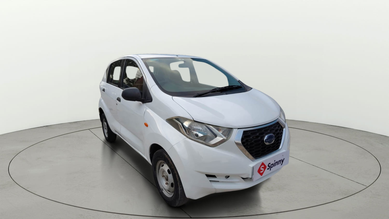 Used 2020 Datsun Redi-GO A Petrol Manual exterior RIGHT FRONT CORNER VIEW