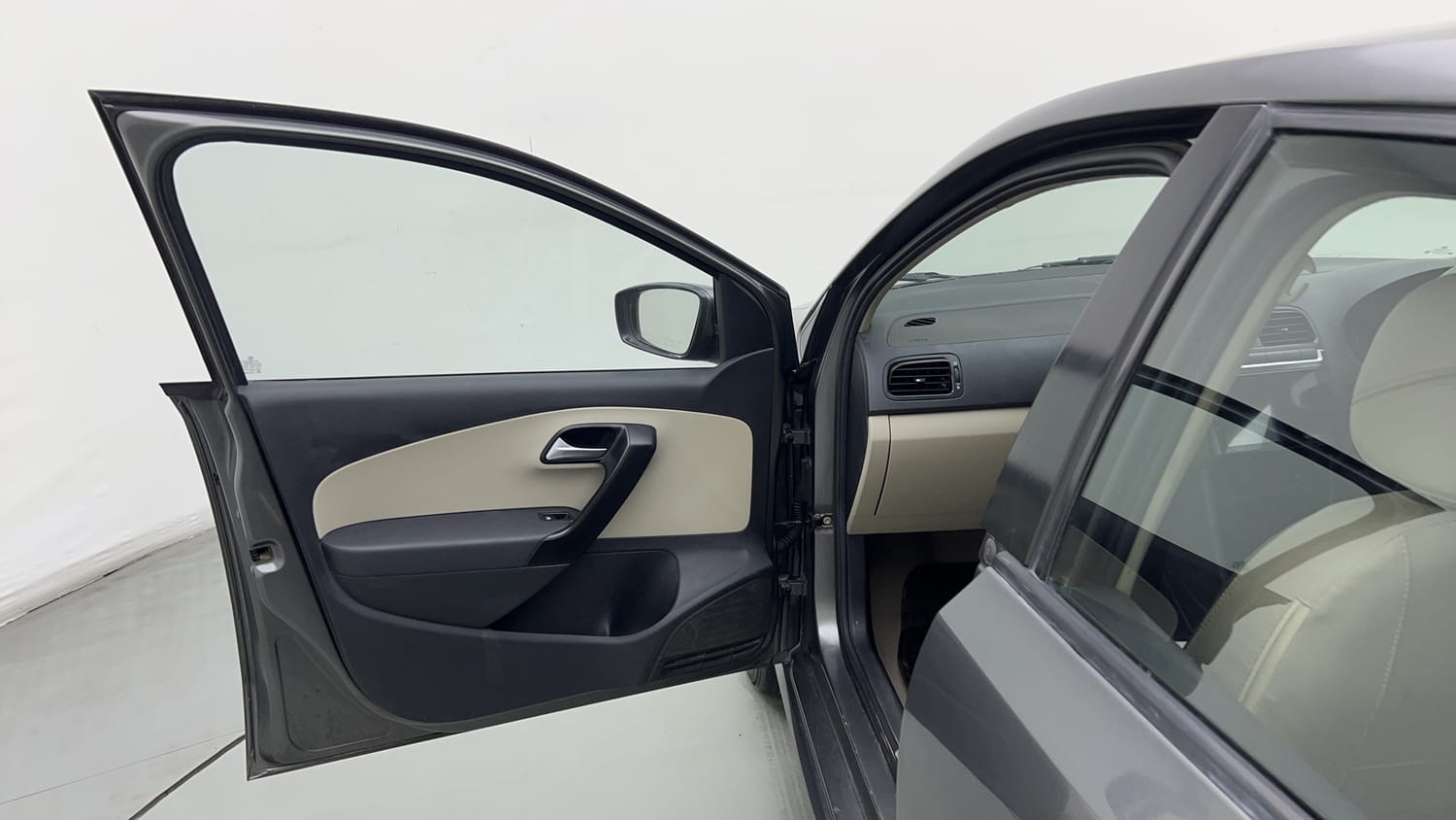 Used 2014 Volkswagen Polo Comfortline 1.2L (P) Petrol Manual interior LEFT FRONT DOOR OPEN VIEW