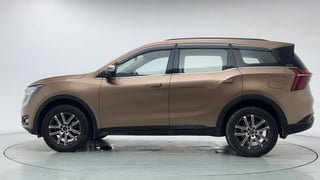 Used 2023 Mahindra XUV700 AX 7 Petrol AT Luxury Pack 7 STR Petrol Automatic exterior LEFT SIDE VIEW