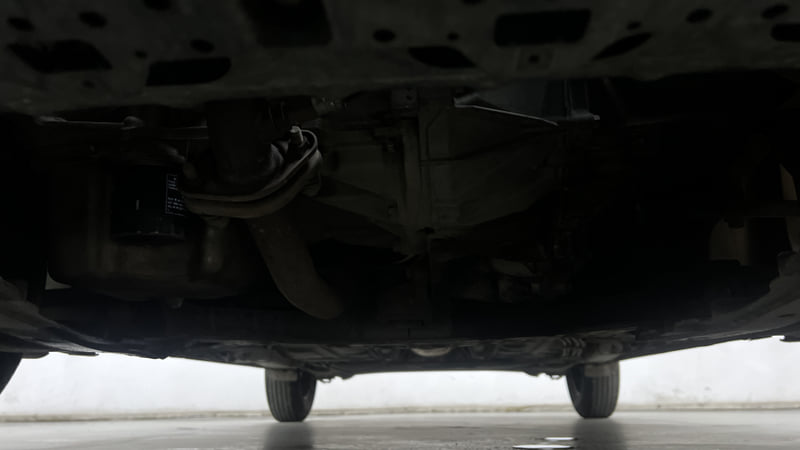 Used 2020 Maruti Suzuki Swift VXi AMT Petrol Automatic extra FRONT LEFT UNDERBODY VIEW