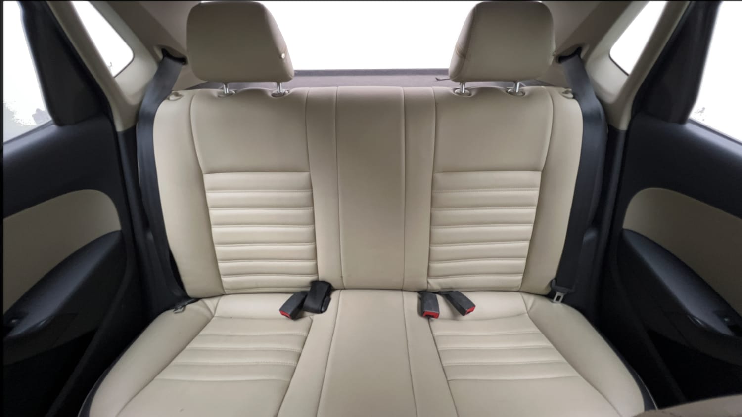 Used 2014 Volkswagen Polo Comfortline 1.2L (P) Petrol Manual interior REAR SEAT CONDITION VIEW