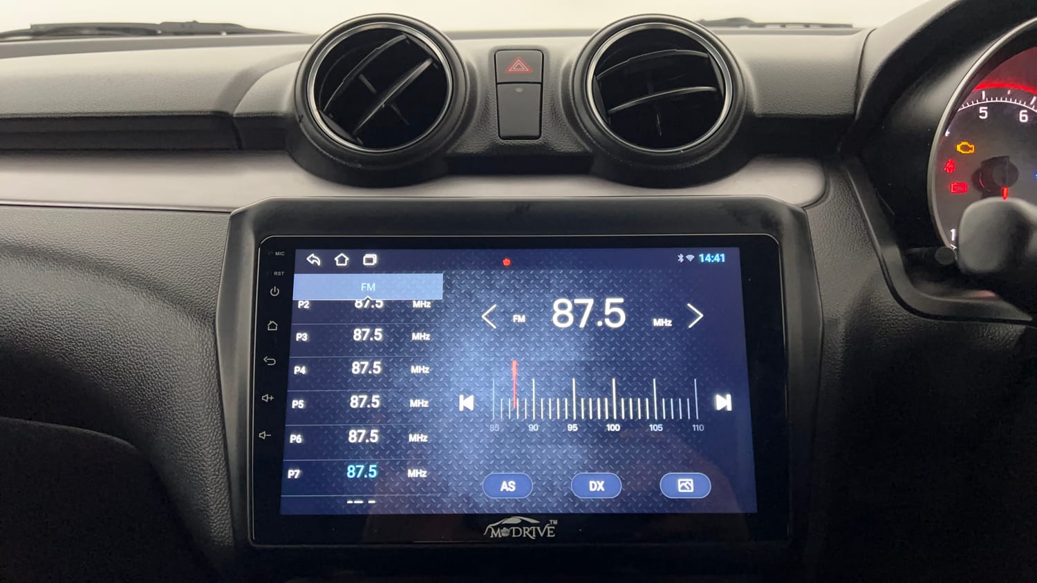 Used 2023 Maruti Suzuki Swift ZXi Petrol Manual top_features Integrated (in-dash) music system