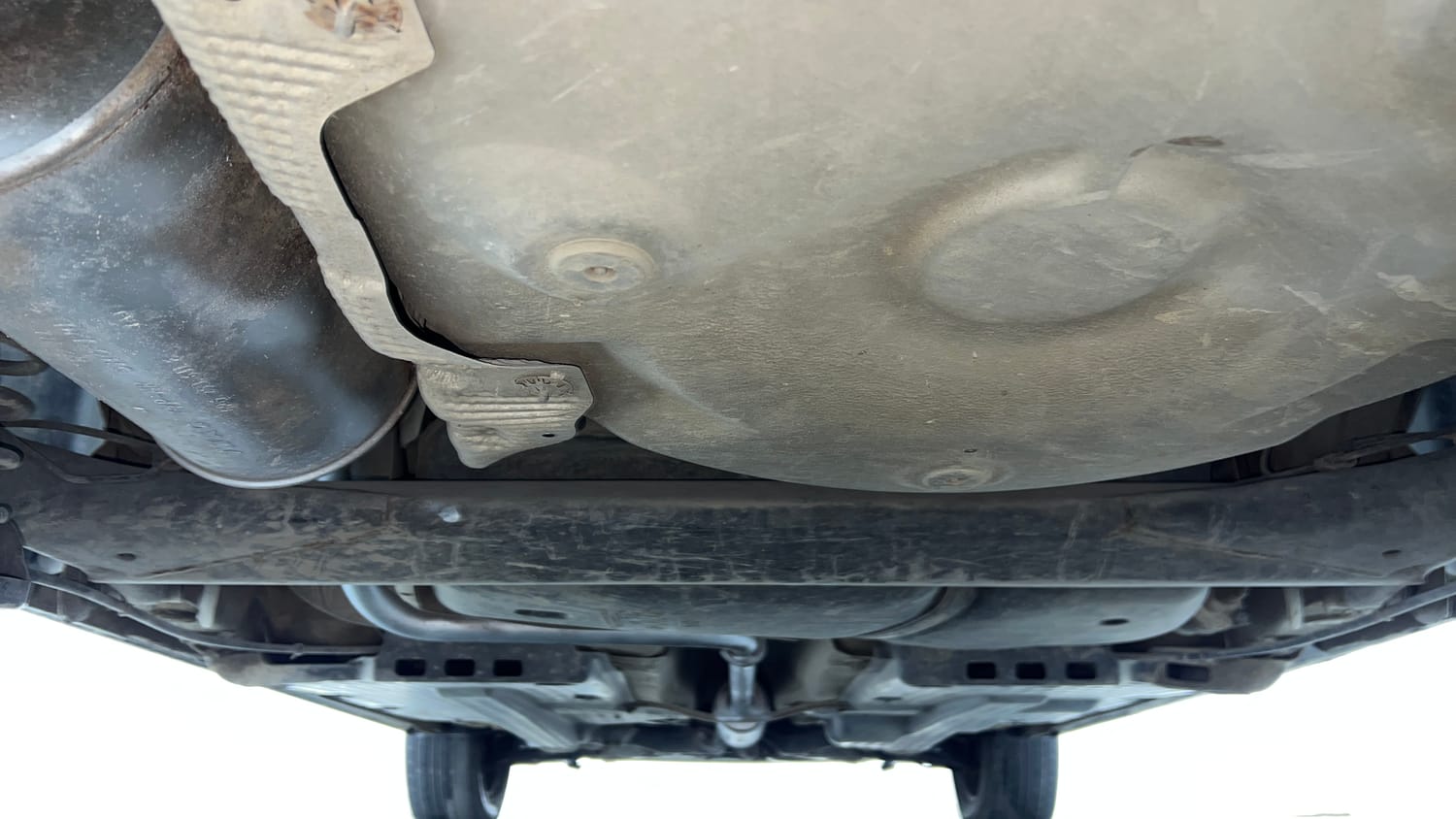 Used 2014 Volkswagen Polo Comfortline 1.2L (P) Petrol Manual extra REAR UNDERBODY VIEW (TAKEN FROM REAR)