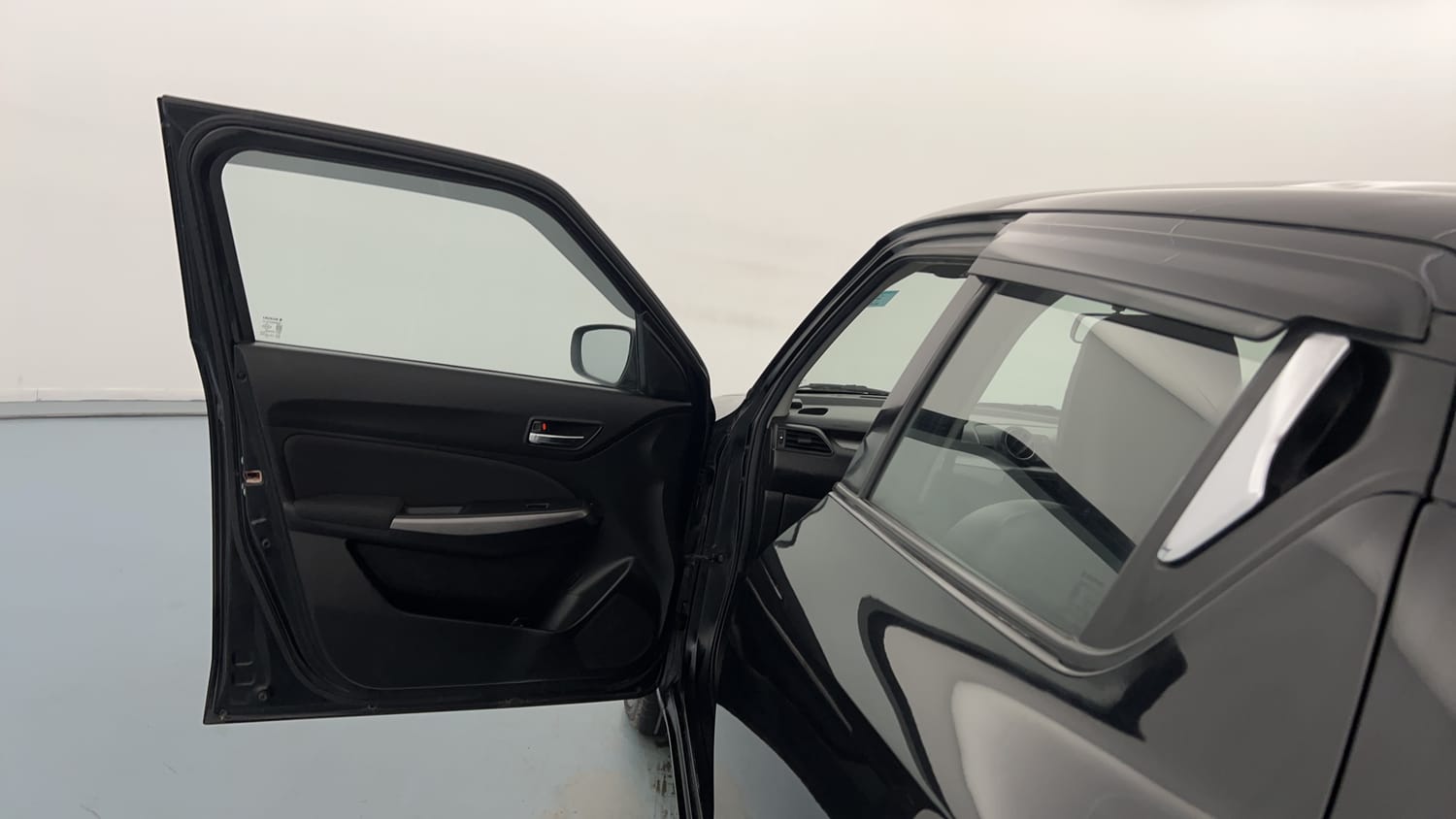 Used 2023 Maruti Suzuki Swift ZXi Petrol Manual interior LEFT FRONT DOOR OPEN VIEW