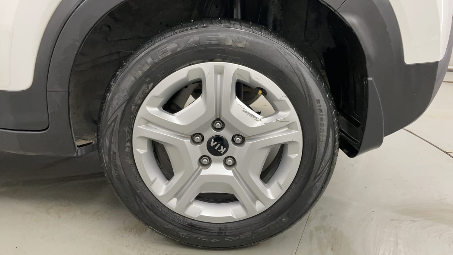 Used 2021 Kia Sonet HTK Plus 1.0 DCT Petrol Automatic tyres LEFT REAR TYRE RIM VIEW