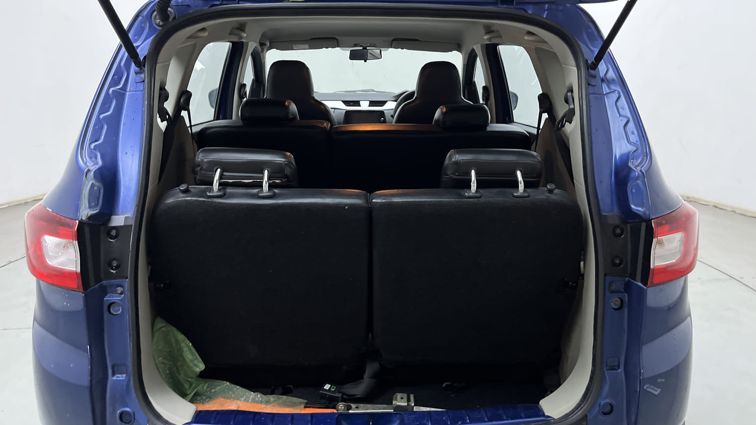 Used 2020 Renault Triber RXZ Petrol Manual interior DICKY INSIDE VIEW