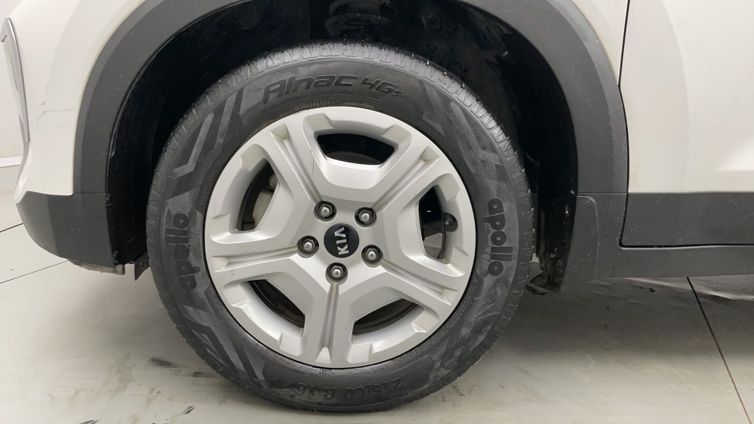 Used 2021 Kia Sonet HTK Plus 1.0 DCT Petrol Automatic tyres LEFT FRONT TYRE RIM VIEW