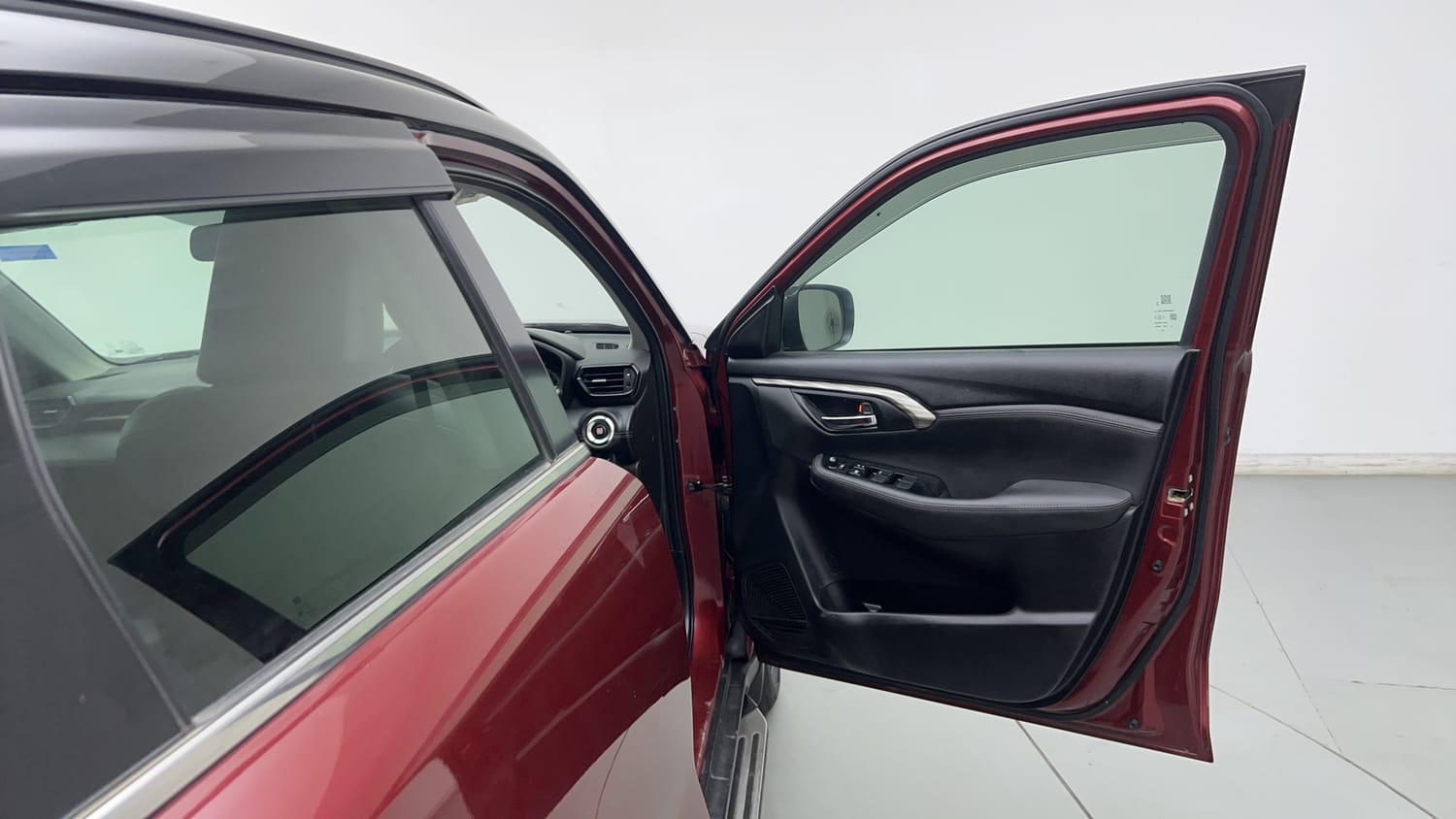 Used 2023 Toyota Urban Cruiser Hyryder V Hybrid Dual Tone Hybrid Automatic interior RIGHT FRONT DOOR OPEN VIEW