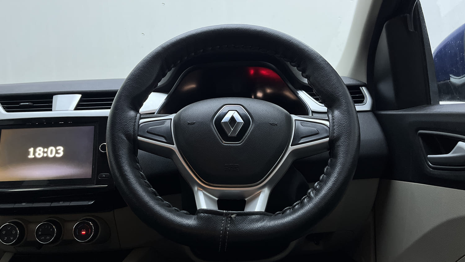 Used 2020 Renault Triber RXZ Petrol Manual interior STEERING VIEW