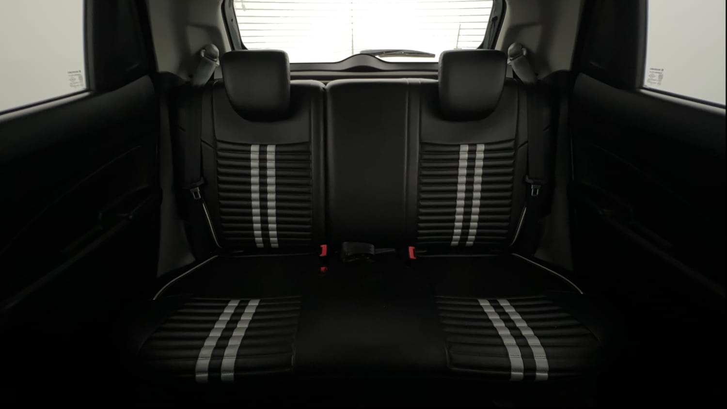Used 2023 Maruti Suzuki Swift ZXi Petrol Manual interior REAR SEAT CONDITION VIEW