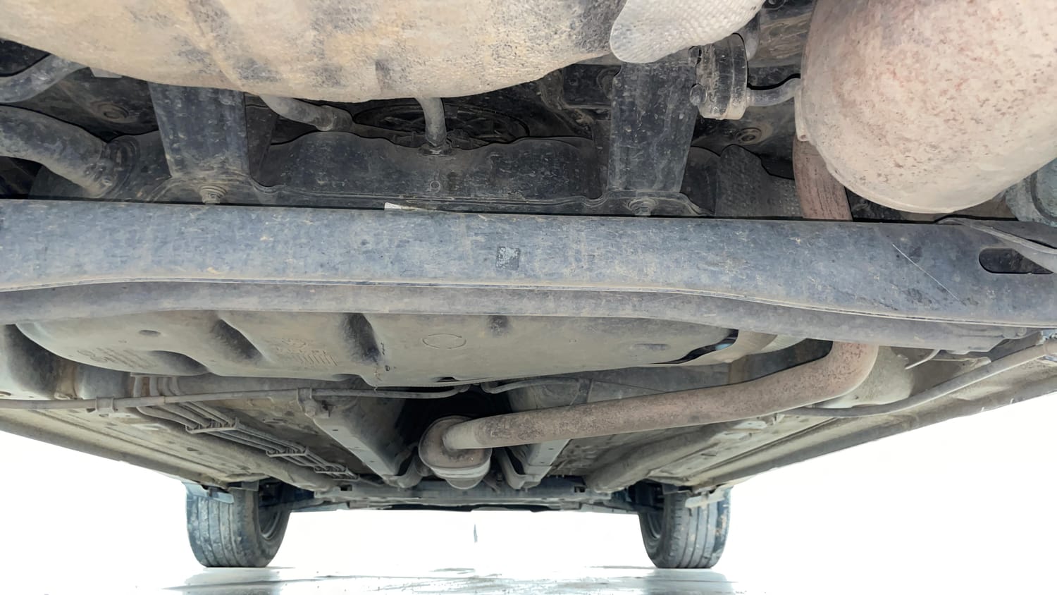Used 2021 Kia Sonet HTK Plus 1.0 DCT Petrol Automatic extra REAR UNDERBODY VIEW (TAKEN FROM REAR)