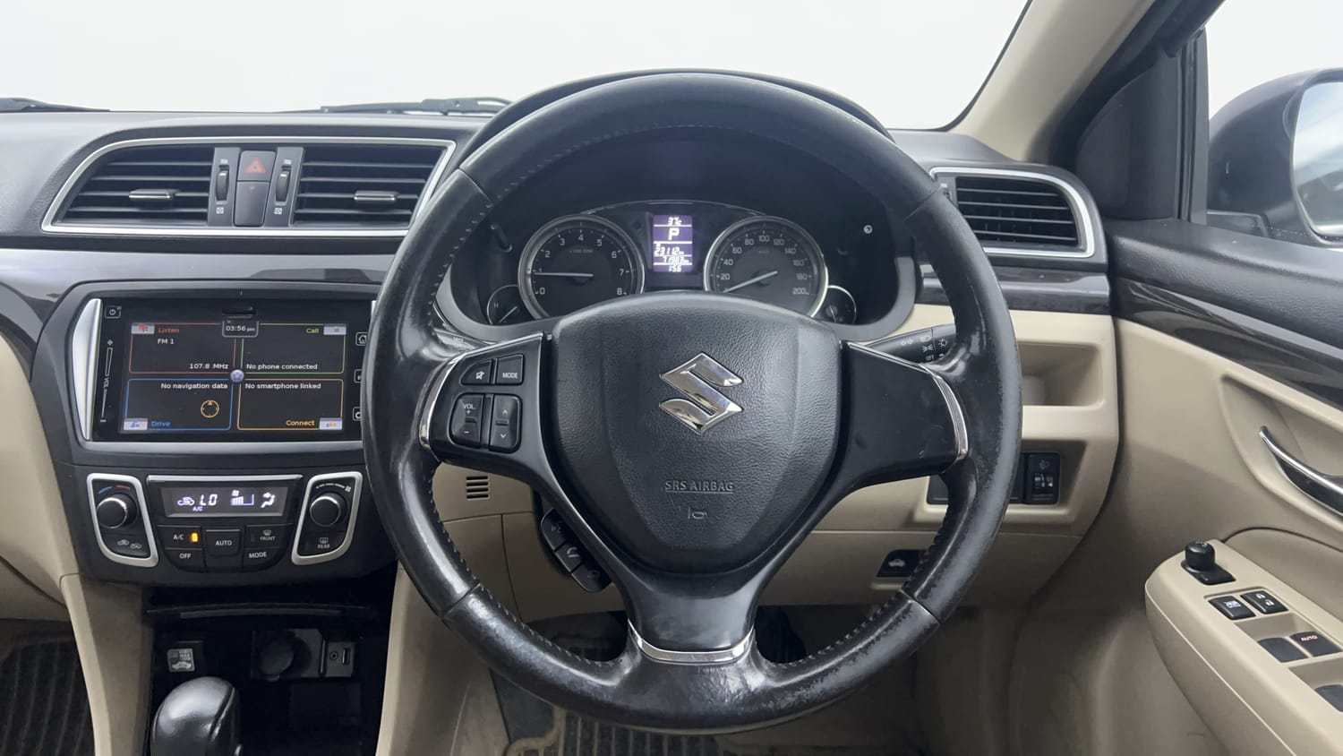 Used 2017 Maruti Suzuki Ciaz Alpha 1.4 AT Petrol Automatic interior STEERING VIEW