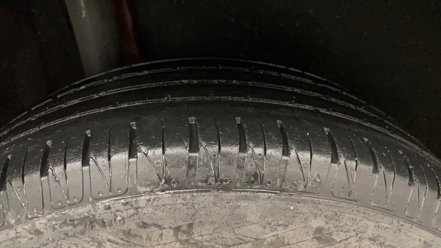 Used 2019 maruti-suzuki Vitara Brezza ZDi AGS Diesel Automatic tyres RIGHT REAR TYRE TREAD VIEW
