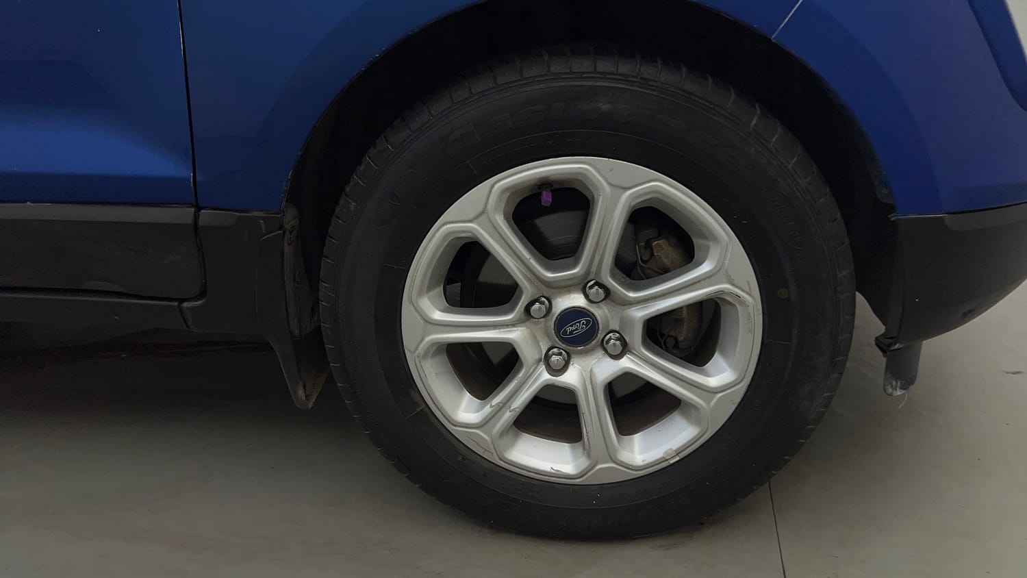 Used 2018 Ford EcoSport Titanium + 1.5L TDCi Diesel Manual tyres RIGHT FRONT TYRE RIM VIEW