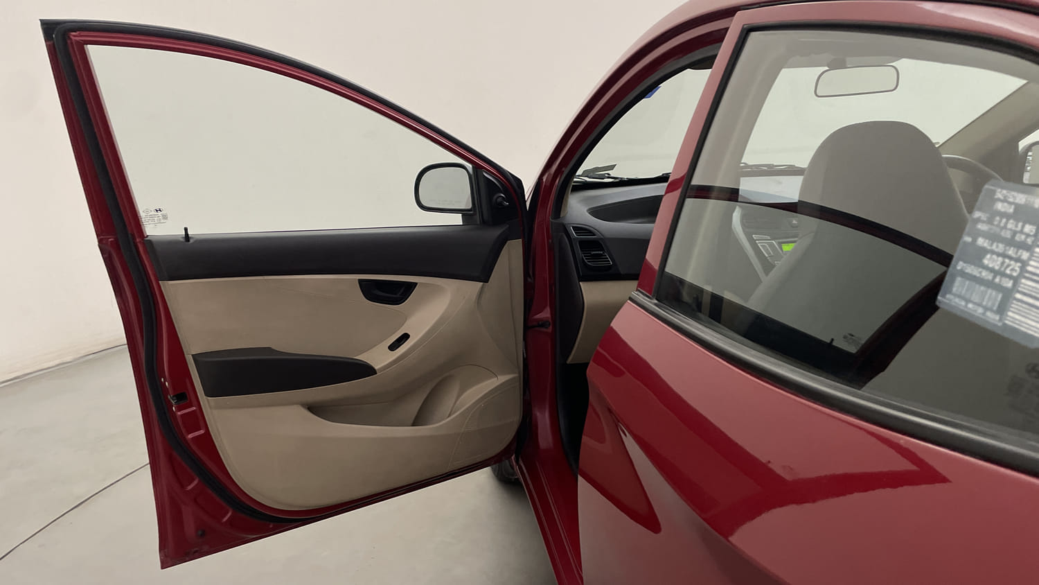 Used 2015 Hyundai Eon Magna + Petrol Manual interior LEFT FRONT DOOR OPEN VIEW