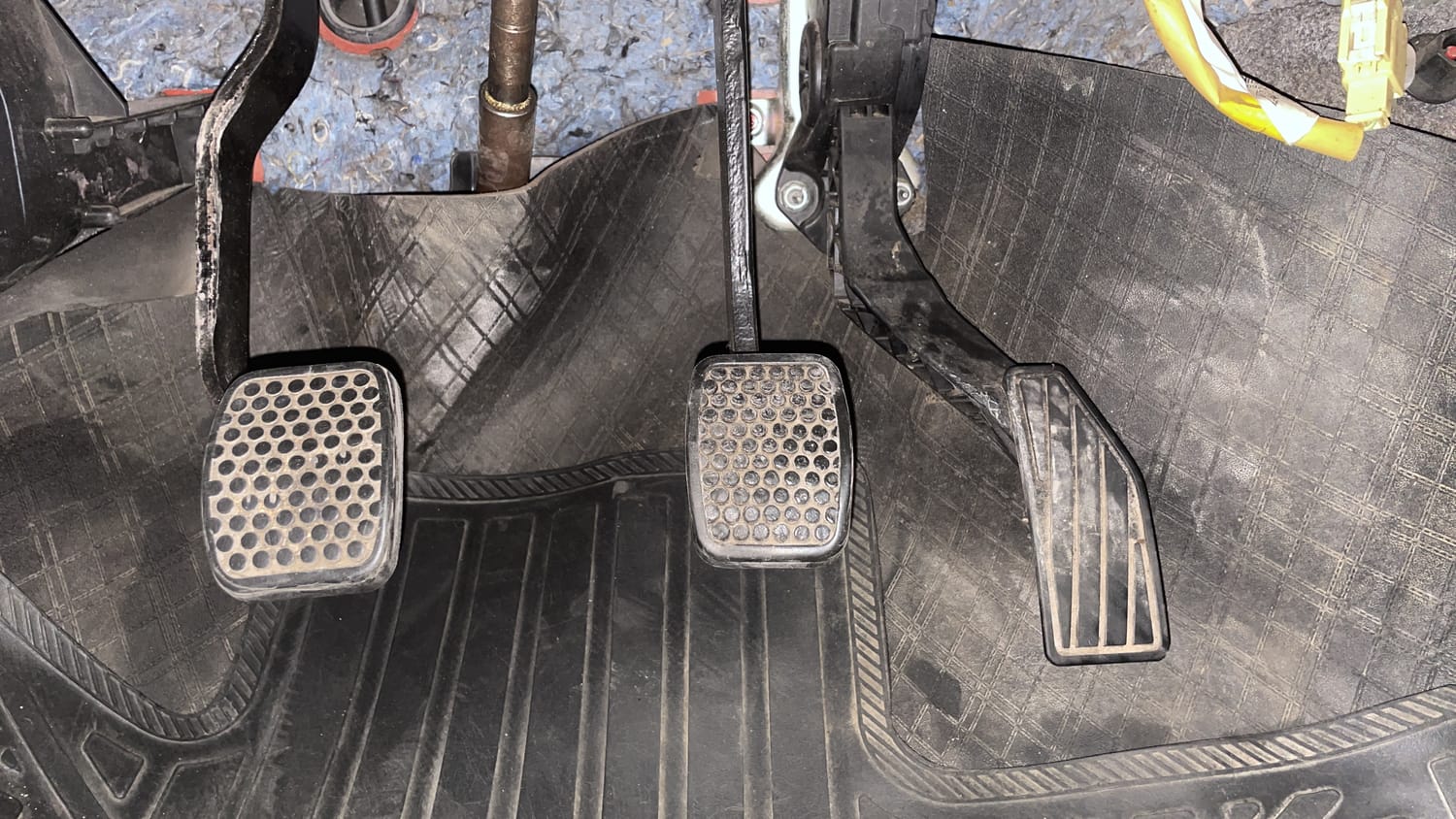 Used 2019 Maruti Suzuki Alto 800 VXi Petrol Manual interior PEDALS VIEW