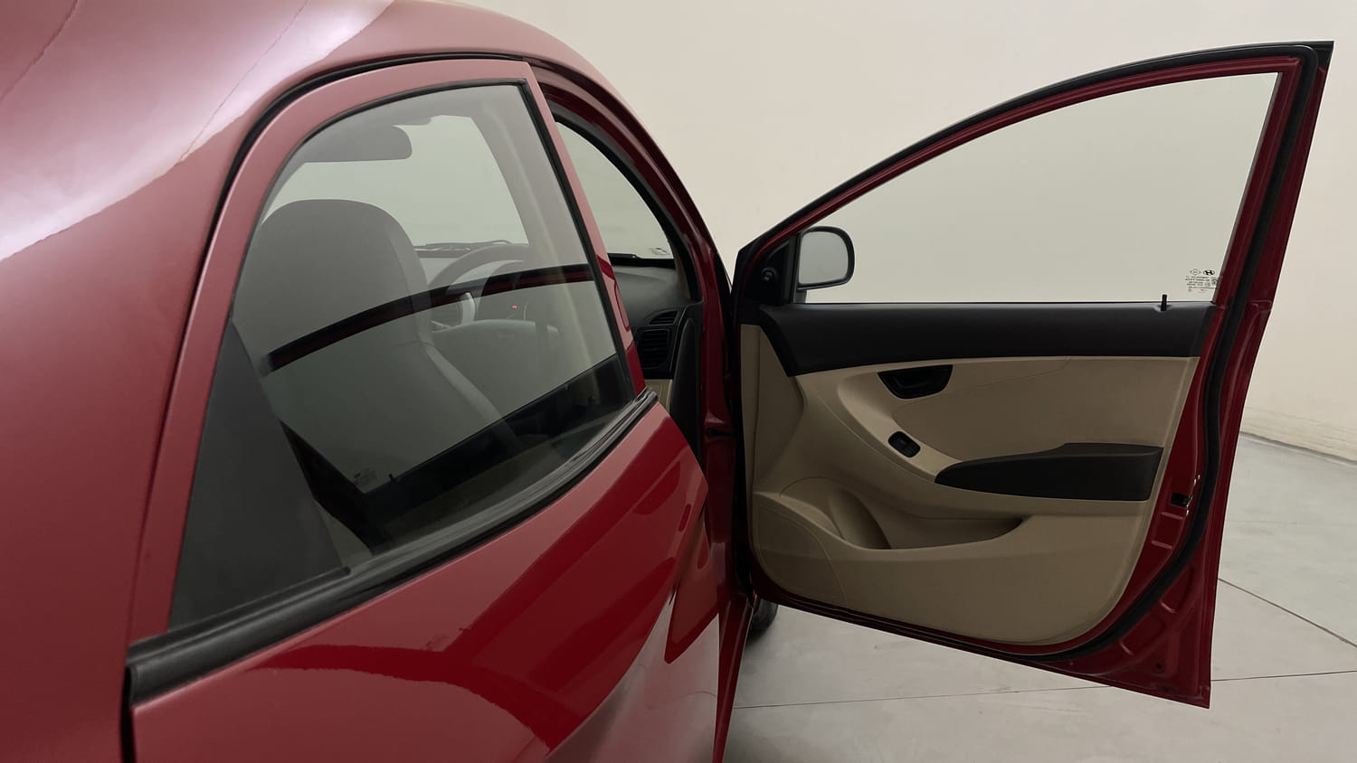 Used 2015 Hyundai Eon Magna + Petrol Manual interior RIGHT FRONT DOOR OPEN VIEW