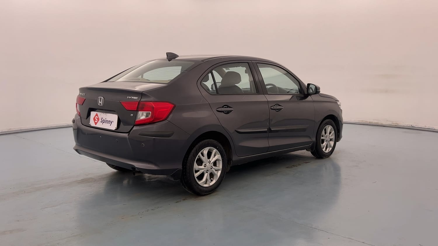 Used 2019 Honda Amaze 1.2 V CVT Petrol Petrol Automatic exterior RIGHT REAR CORNER VIEW