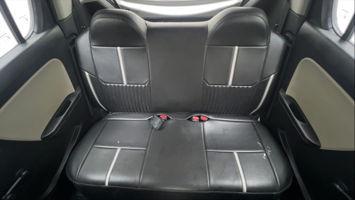 Used 2020 Maruti Suzuki Alto 800 LXi Petrol Manual interior REAR SEAT CONDITION VIEW