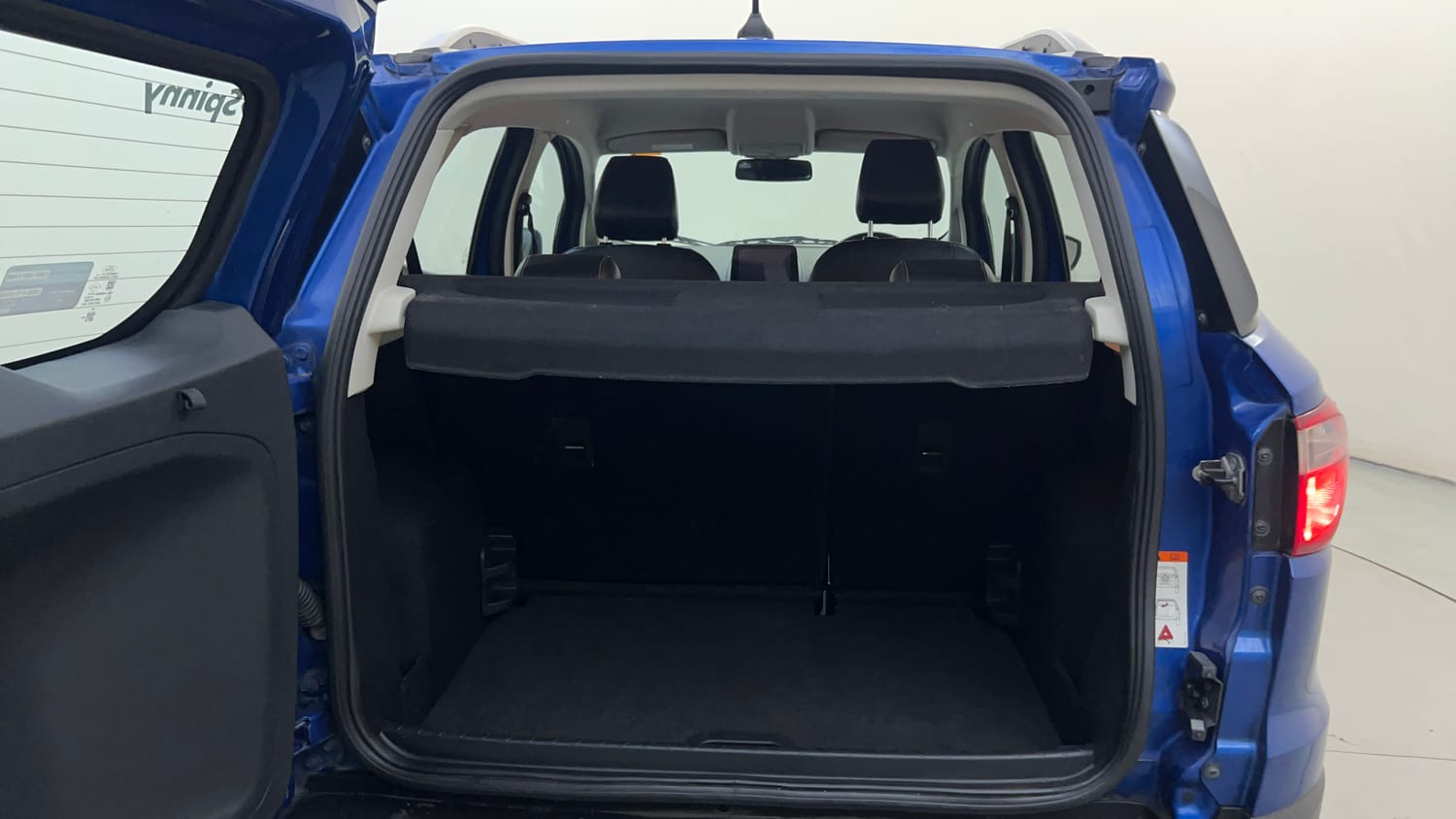 Used 2018 Ford EcoSport Titanium + 1.5L TDCi Diesel Manual interior DICKY INSIDE VIEW