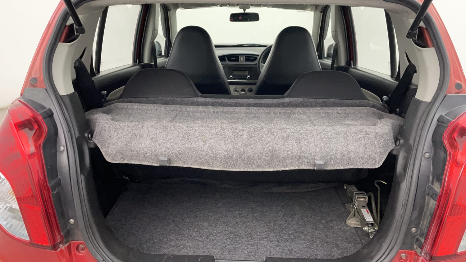 Used 2019 Maruti Suzuki Alto 800 VXi Petrol Manual interior DICKY INSIDE VIEW