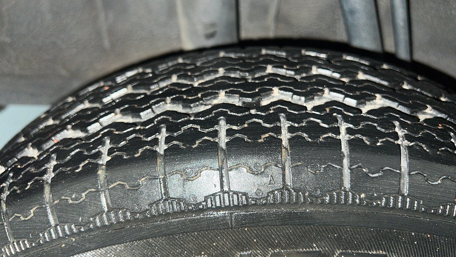 Used 2023 Renault Kwid CLIMBER Petrol Manual tyres RIGHT REAR TYRE TREAD VIEW